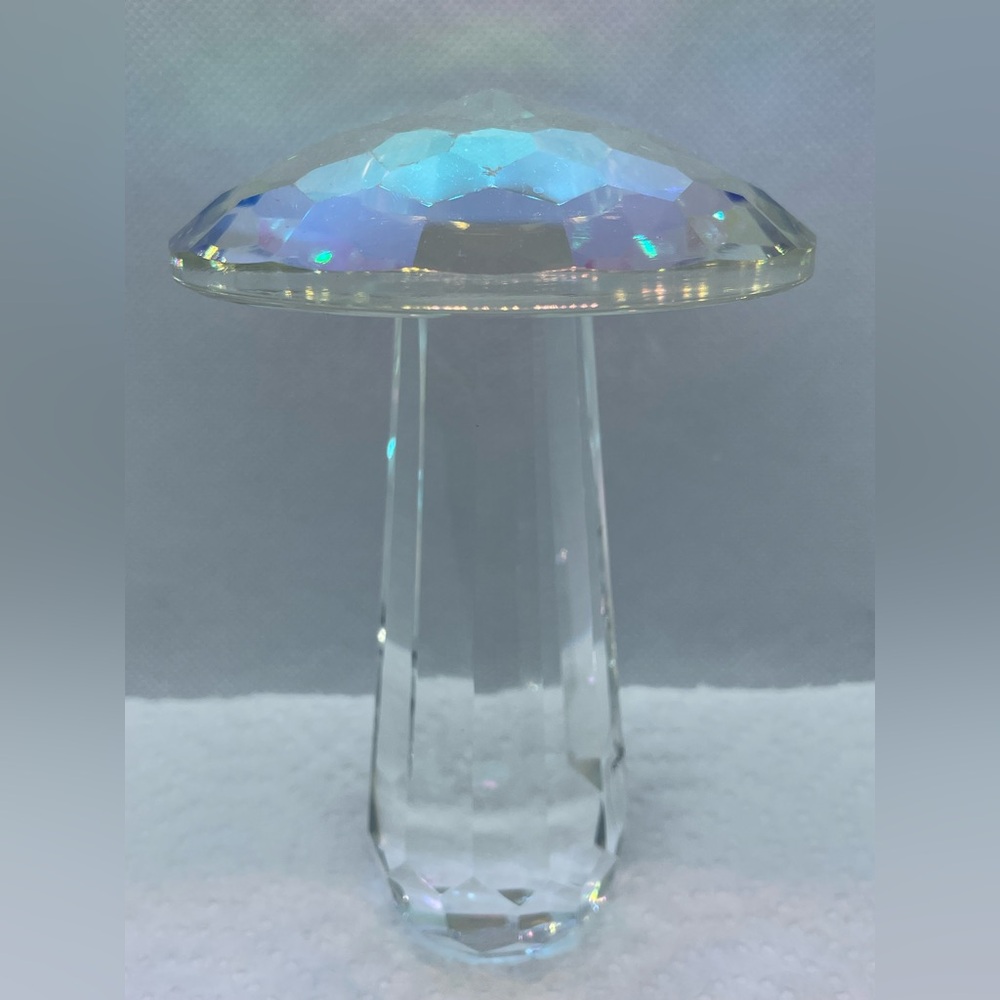 Nicole Miller Home Faceted Mushroom Decor Crystal Clear Glass Paperweight 5β
